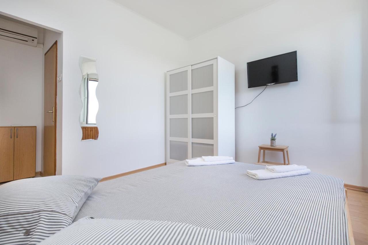 Studio Apartman Vedran Lägenhet Labin  Exteriör bild